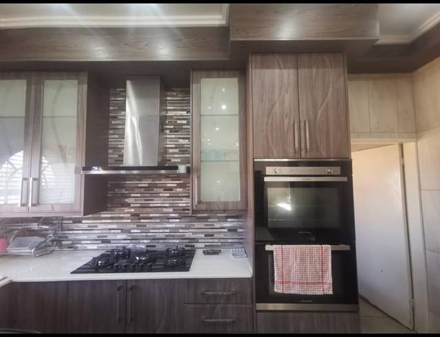 4 BEDROOM HOUSE FOR SALE IN DALPARK